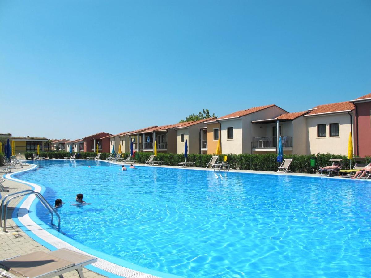 Apartment Belvedere Village-4 By Interhome Castelnuovo del Garda Exterior foto