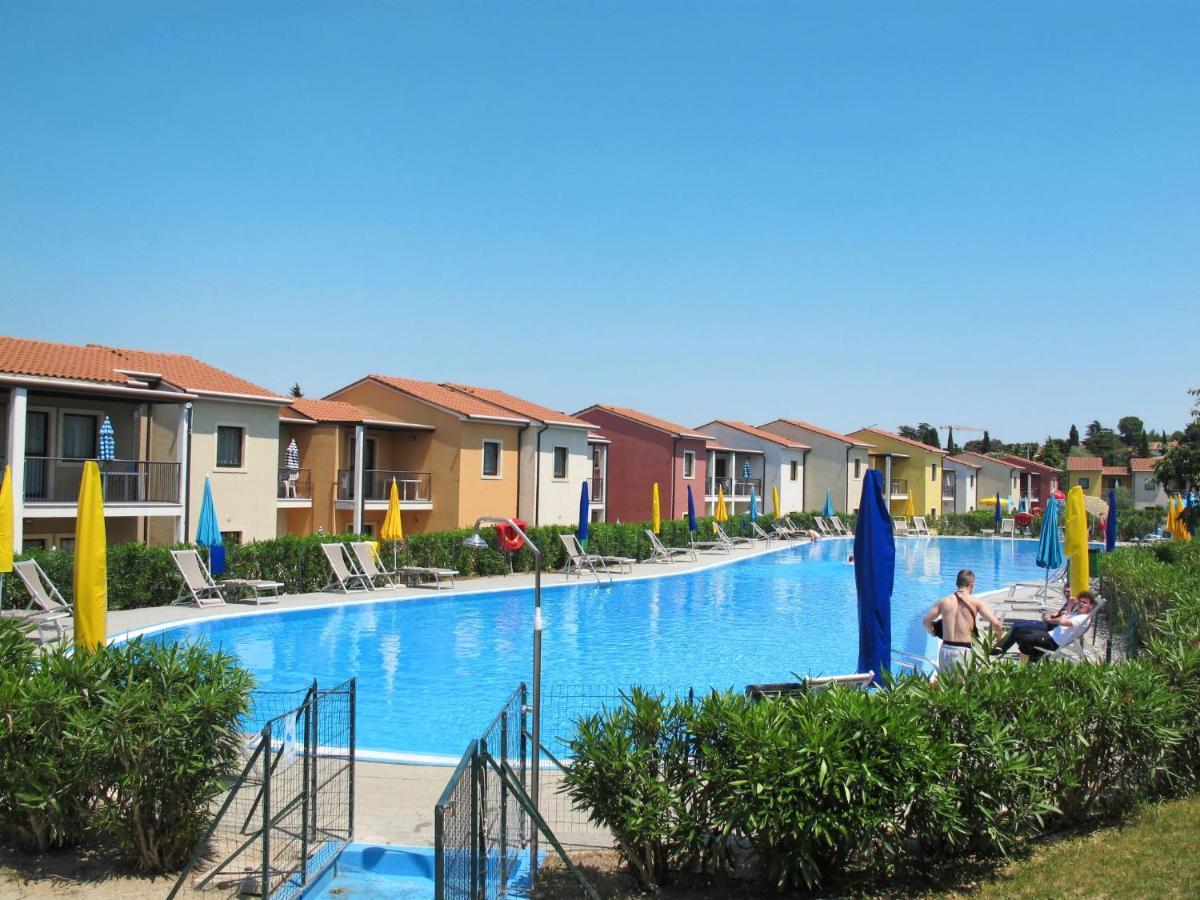 Apartment Belvedere Village-4 By Interhome Castelnuovo del Garda Exterior foto