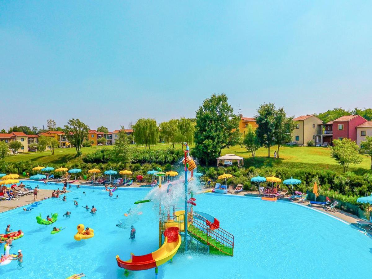 Apartment Belvedere Village-4 By Interhome Castelnuovo del Garda Exterior foto