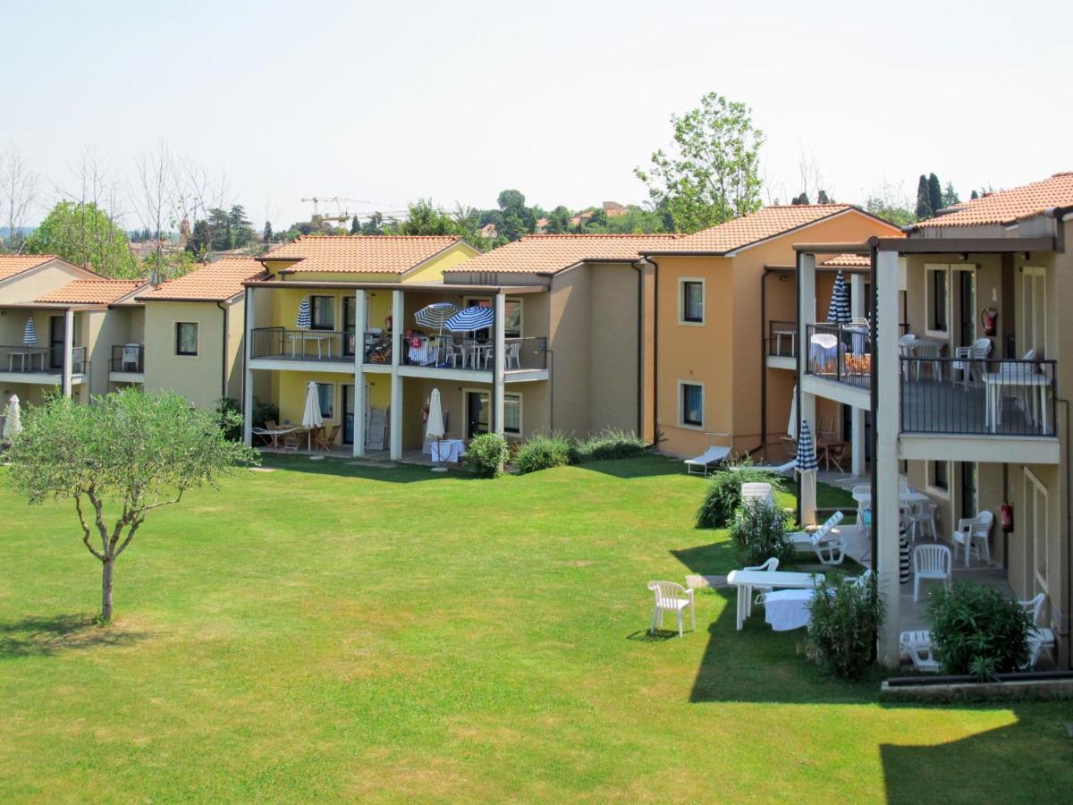 Apartment Belvedere Village-4 By Interhome Castelnuovo del Garda Exterior foto